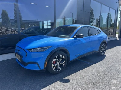 Ford Mustang Mach-E AWD 2022, photo 1/3