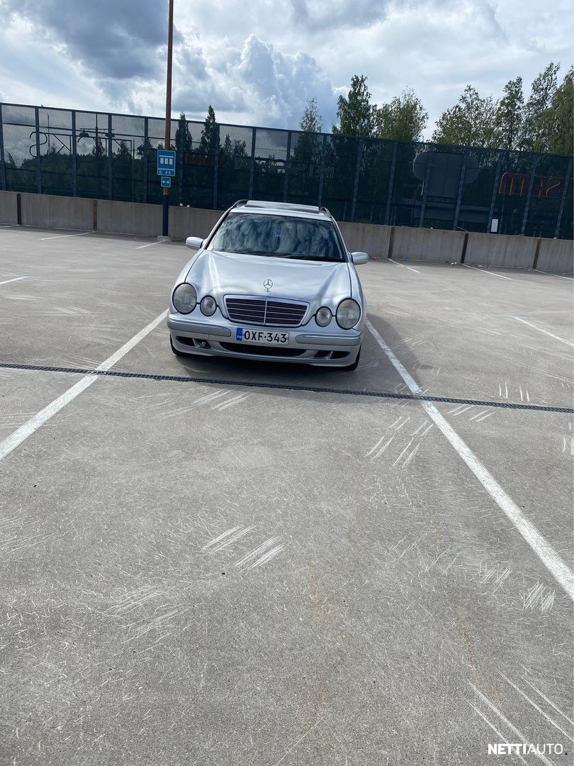 Mercedes-Benz E
