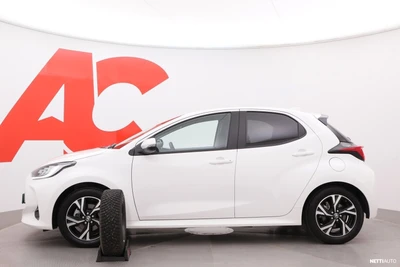 Toyota Yaris 1,5 Hybrid 116 Intense Plus 2025, kuva 2/32
