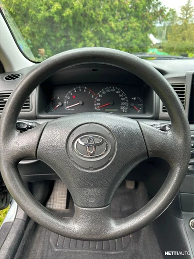 Toyota Corolla 2003, kuva 6/9