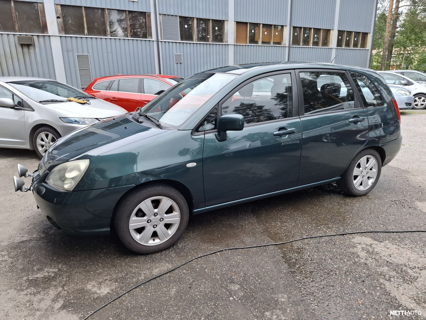 Suzuki Liana