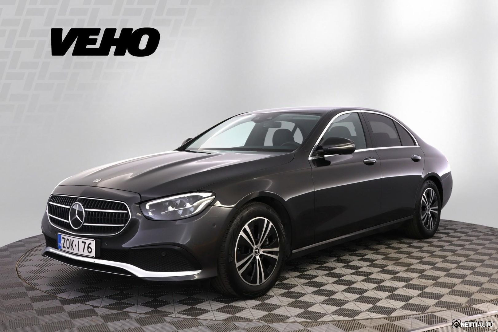 Mercedes-Benz E