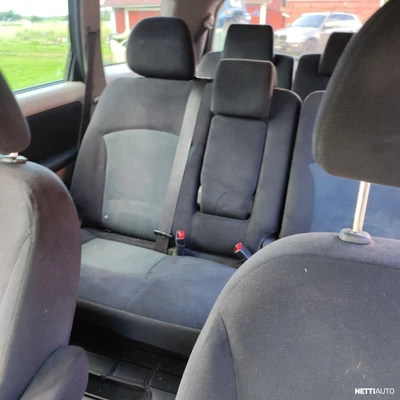 Mitsubishi Grandis 2008, kuva 6/8