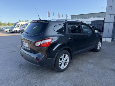 Nissan Qashqai+2 2011, kuva 2/3