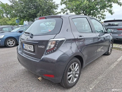 Toyota Yaris 2014, photo 3/13