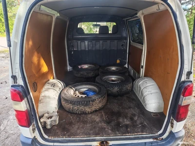 Toyota Hiace 2,5 D4D 100 4ov 2001, photo 3/11