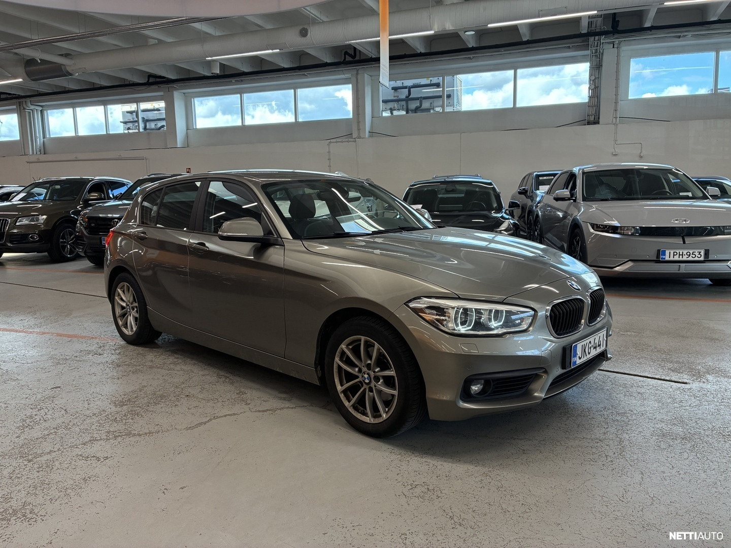 BMW 118 2017, photo 4/4