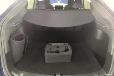 Tesla Model Y Long Range 2022, photo 3/8