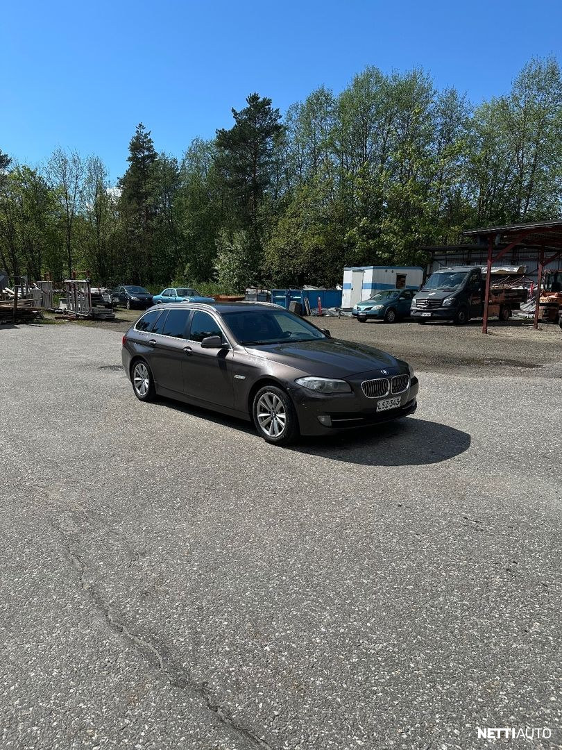 BMW 525