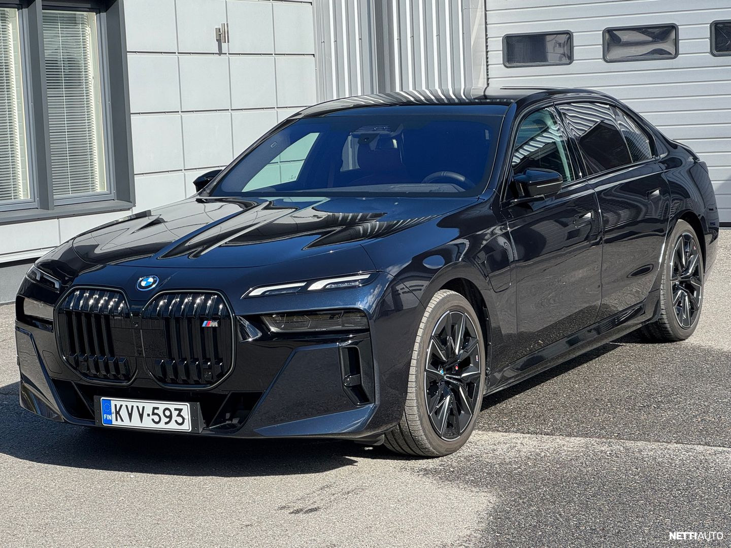 BMW 760