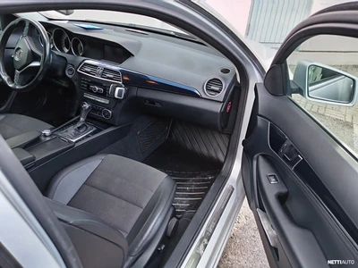 Mercedes-Benz C 2011, photo 5/11