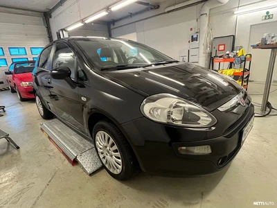Fiat Punto Evo 2010, photo 2/16