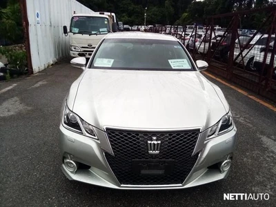 Toyota Crown 2013, photo 3/15