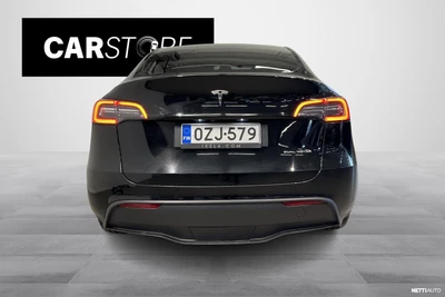 Tesla Model Y 2022, photo 3/18