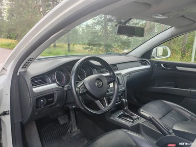 Skoda Superb 2014, photo 5/10