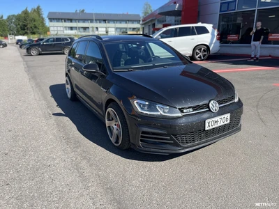 Volkswagen Golf 2018, kuva 1/10