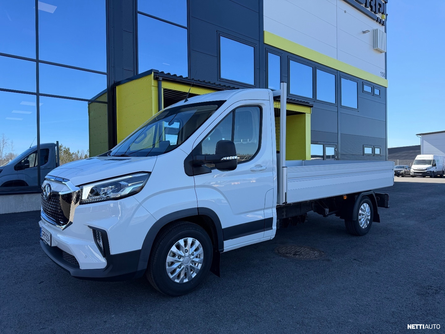 Maxus e-Deliver 9
