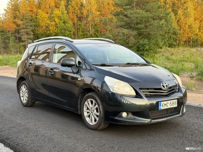 Toyota Verso 2,0 D-4D Family 7p 2013, photo 6/12