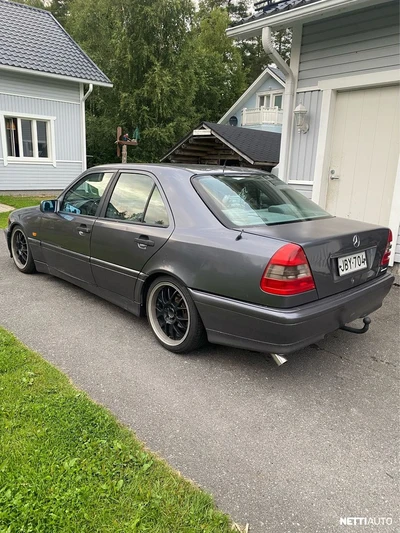 Mercedes-Benz C 1996, photo 4/8