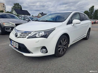 Toyota Avensis 2,0 D-4D DPF Active Wagon 2013, kuva 3/10