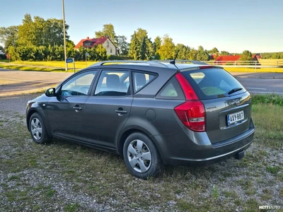 Kia Ceed 1,6 CRDi EX SW A/T 2010, kuva 3/12