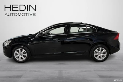 Volvo S60 D2 Momentum 2012, photo 6/37