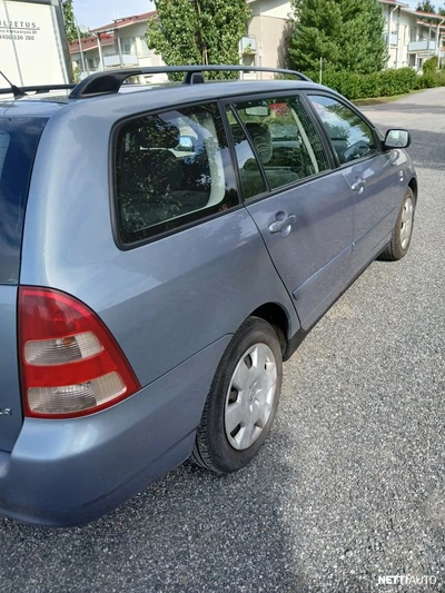 Toyota Corolla 2003, kuva 5/8