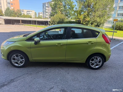 Ford Fiesta 2012, photo 7/10