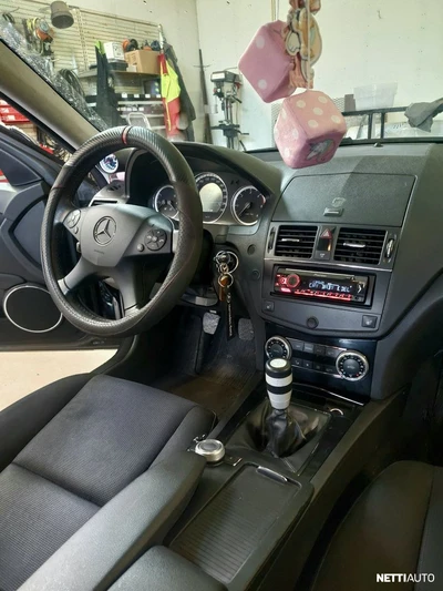 Mercedes-Benz C 2008, kuva 7/13