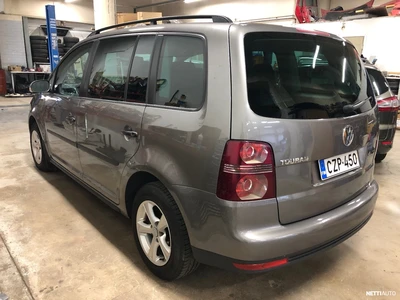 Volkswagen Touran Conceptline 1,6 75 kW 2007, kuva 7/23