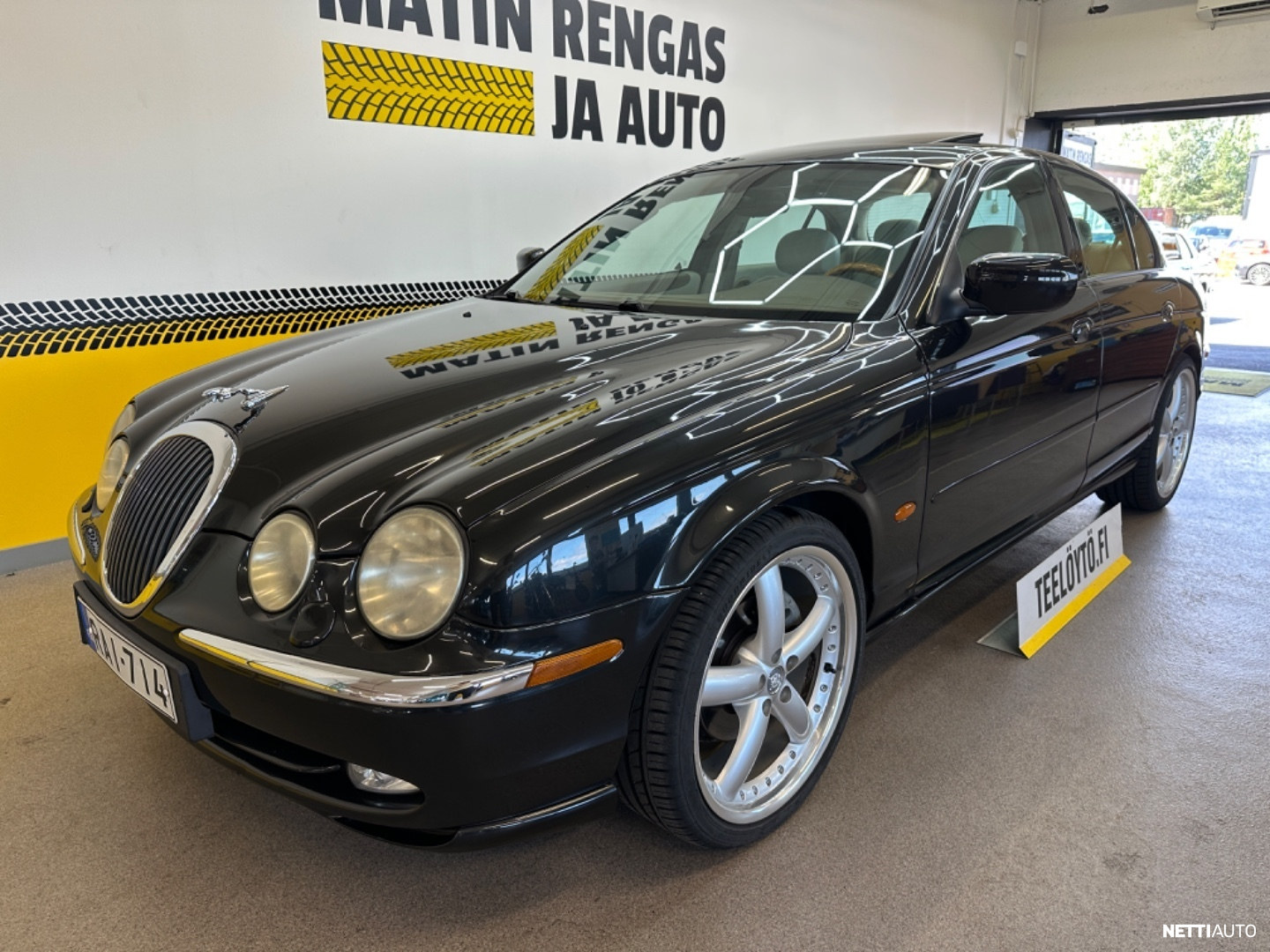 Jaguar S-Type