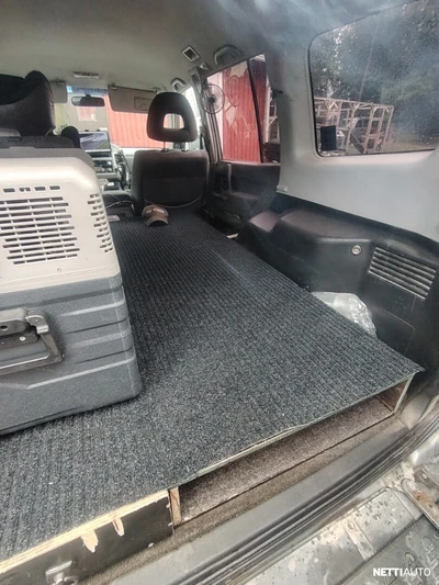 Mitsubishi Pajero 2005, kuva 7/7
