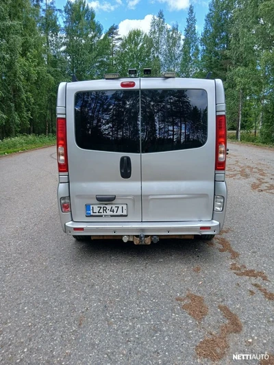 Opel Vivaro pakettiauto 2012, kuva 3/24