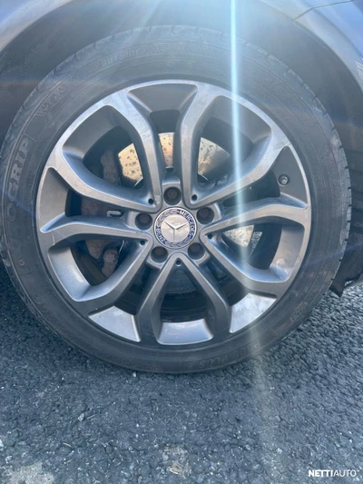 Mercedes-Benz C 2008, kuva 3/10