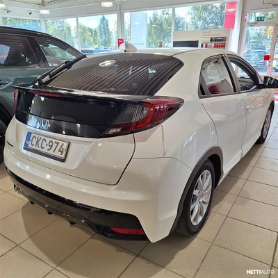 Honda Civic 5D 1,4i Comfort 2015, photo 4/15