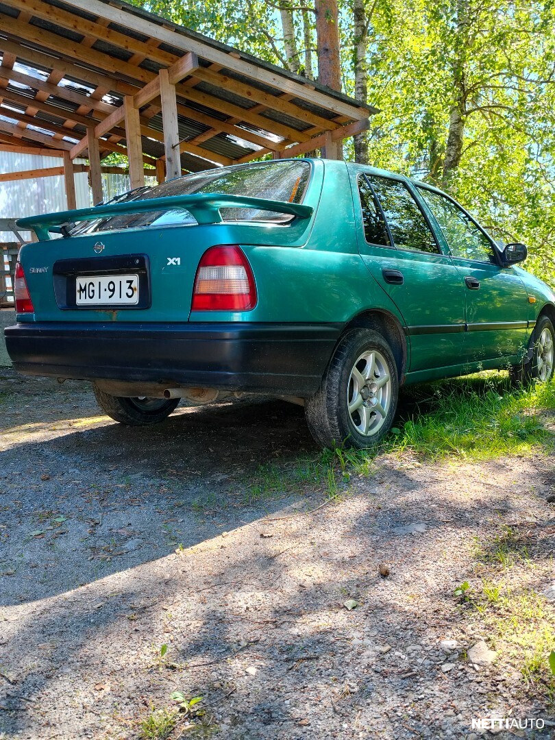 Nissan Sunny