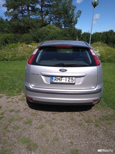 Ford Focus 2006, kuva 2/5