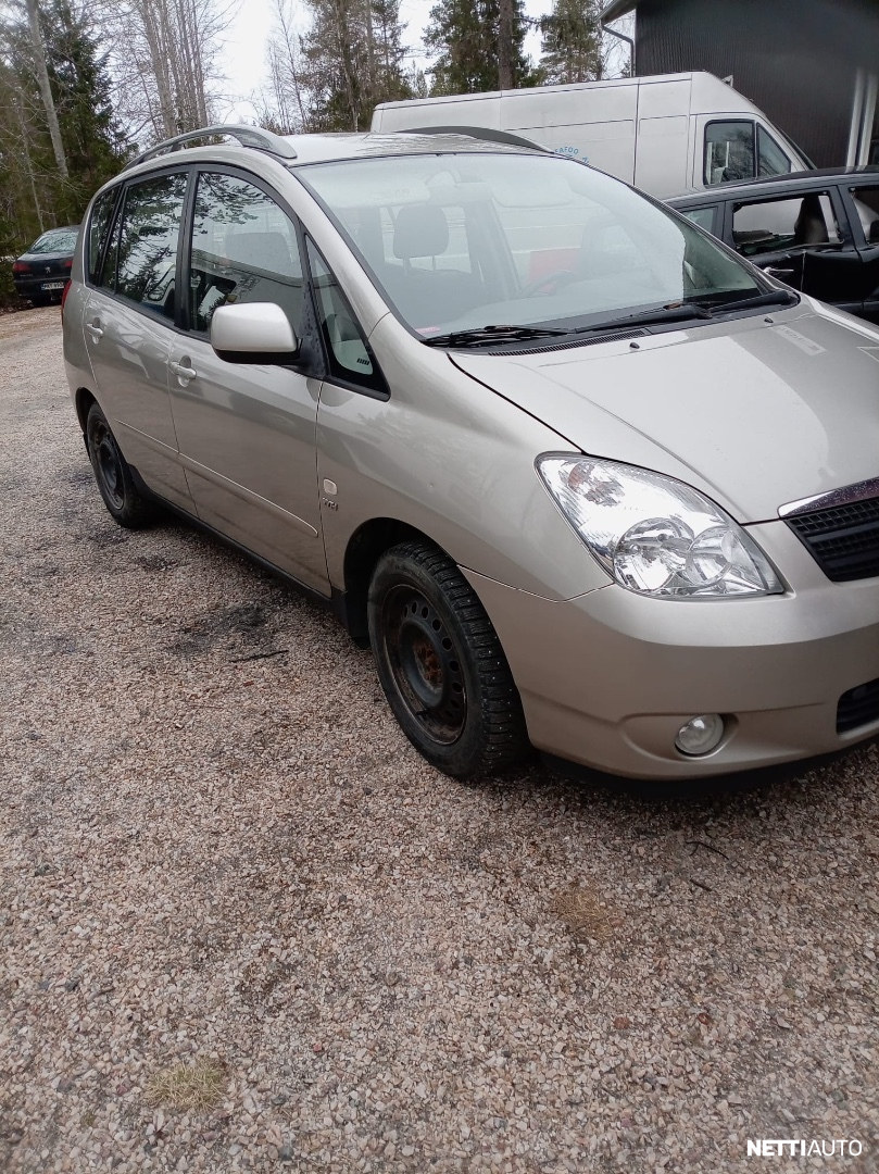 Toyota Corolla Verso