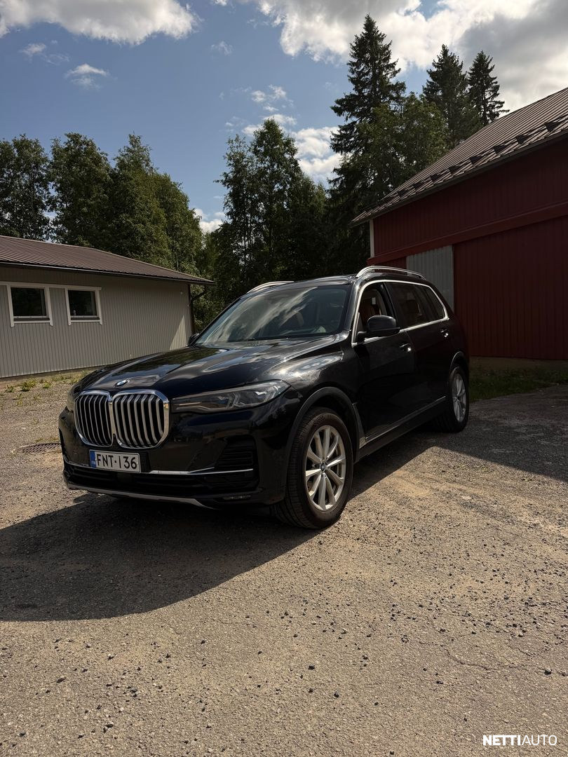 BMW X7