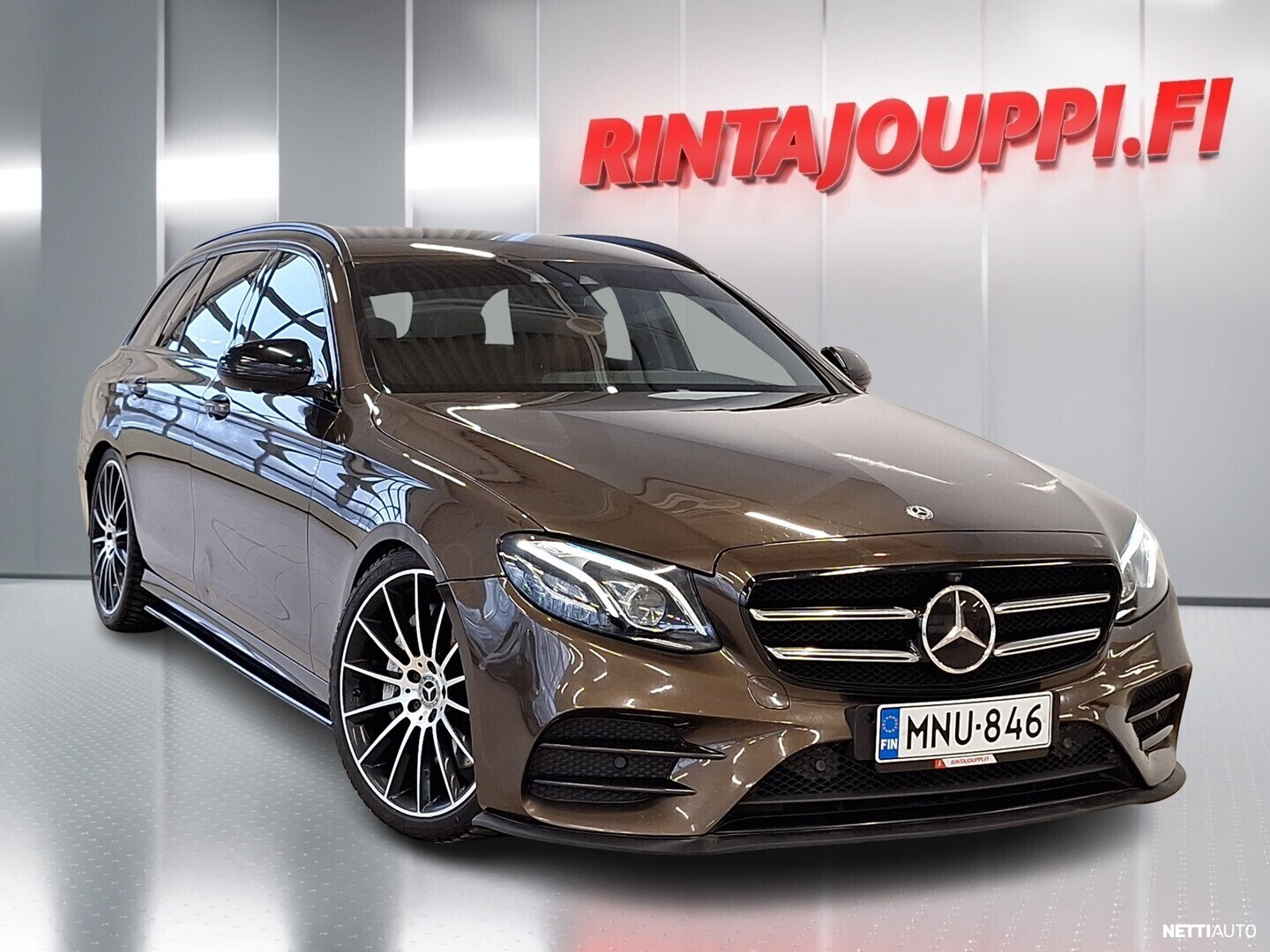 Mercedes-Benz E