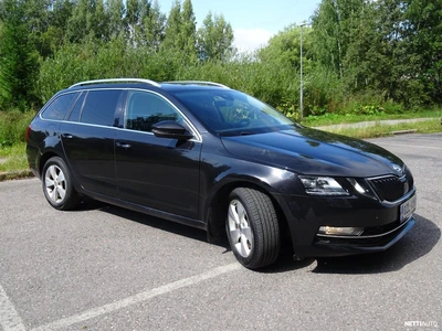 Skoda Octavia 2020, photo 6/10