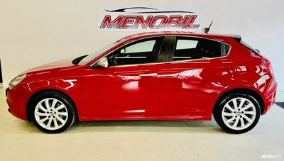 Alfa Romeo Giulietta 2012, kuva 3/15