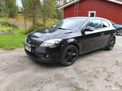 Kia ProCeed 2011, kuva 2/6