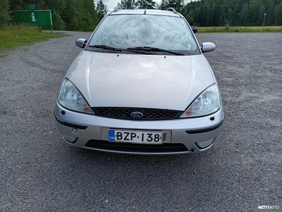Ford Focus 2002, kuva 3/10