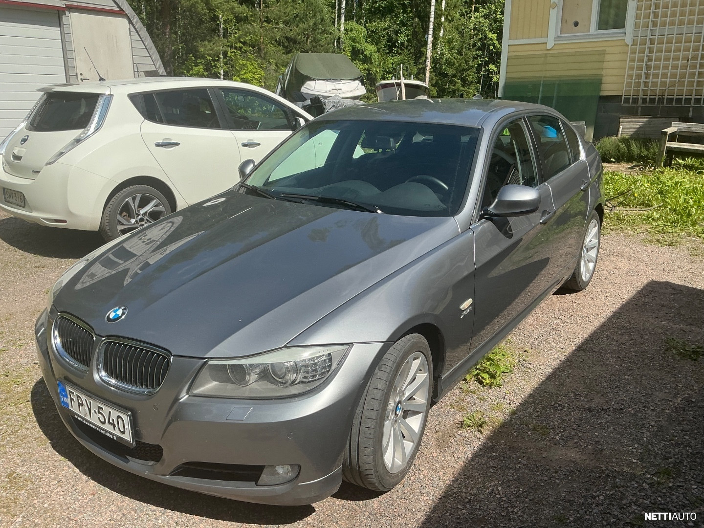 BMW 330