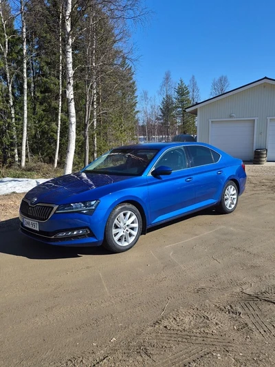 Skoda Superb 2020, kuva 2/10
