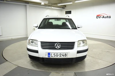 Volkswagen Passat 2004, photo 2/15