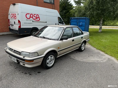 Toyota Corolla 1991, kuva 1/8