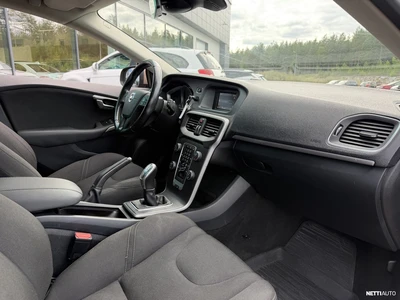 Volvo V40 2012, photo 7/45
