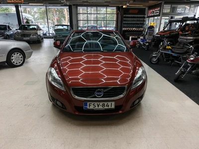 Volvo C70 2010, photo 2/10
